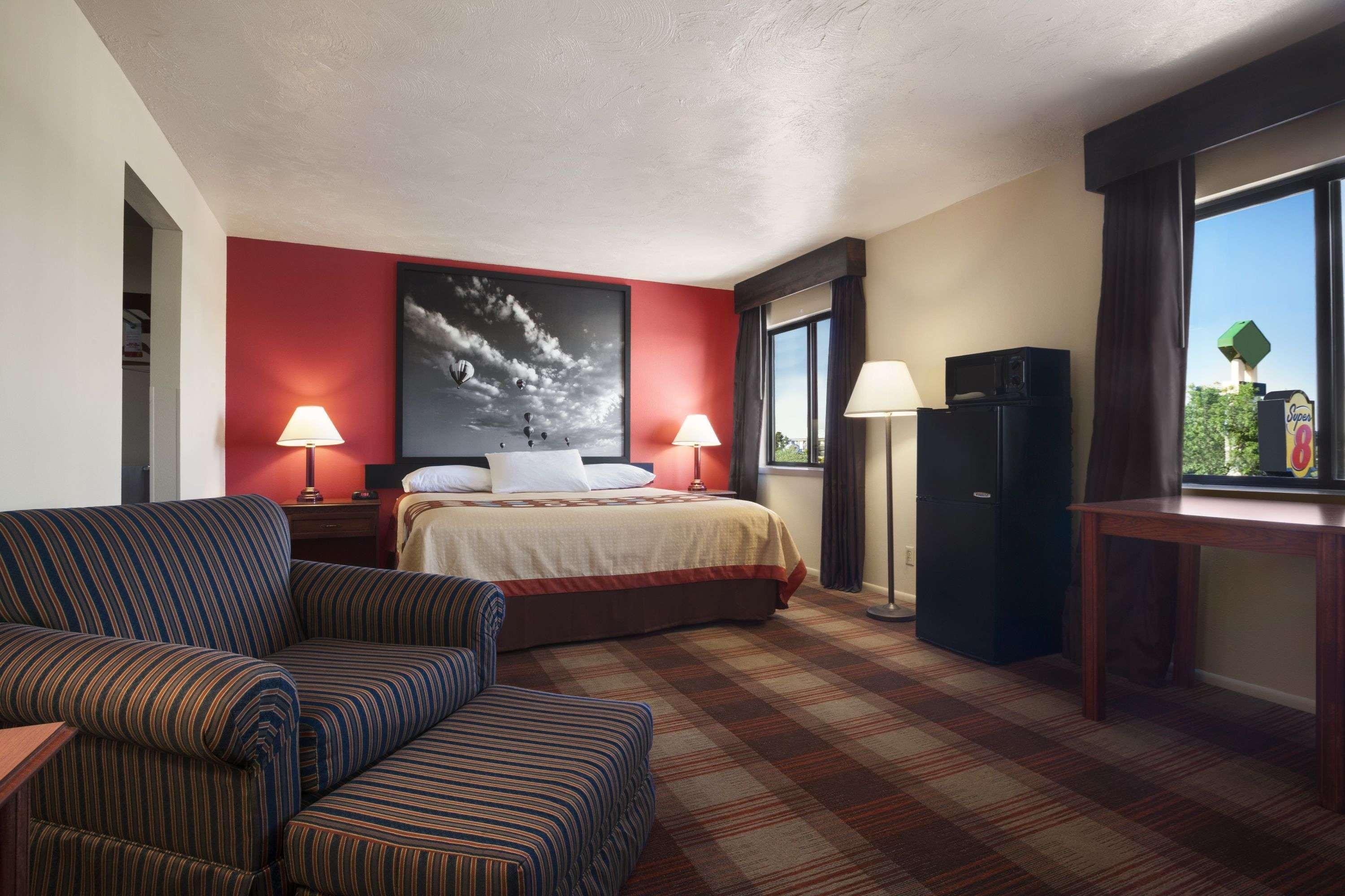 Super 8 By Wyndham Idaho Falls Exterior foto