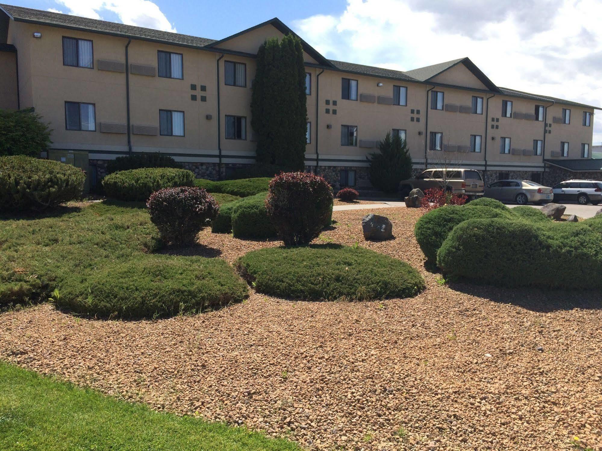 Super 8 By Wyndham Idaho Falls Exterior foto
